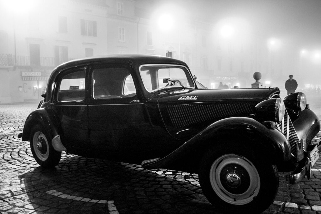 the wedding car, black vintage citroen 